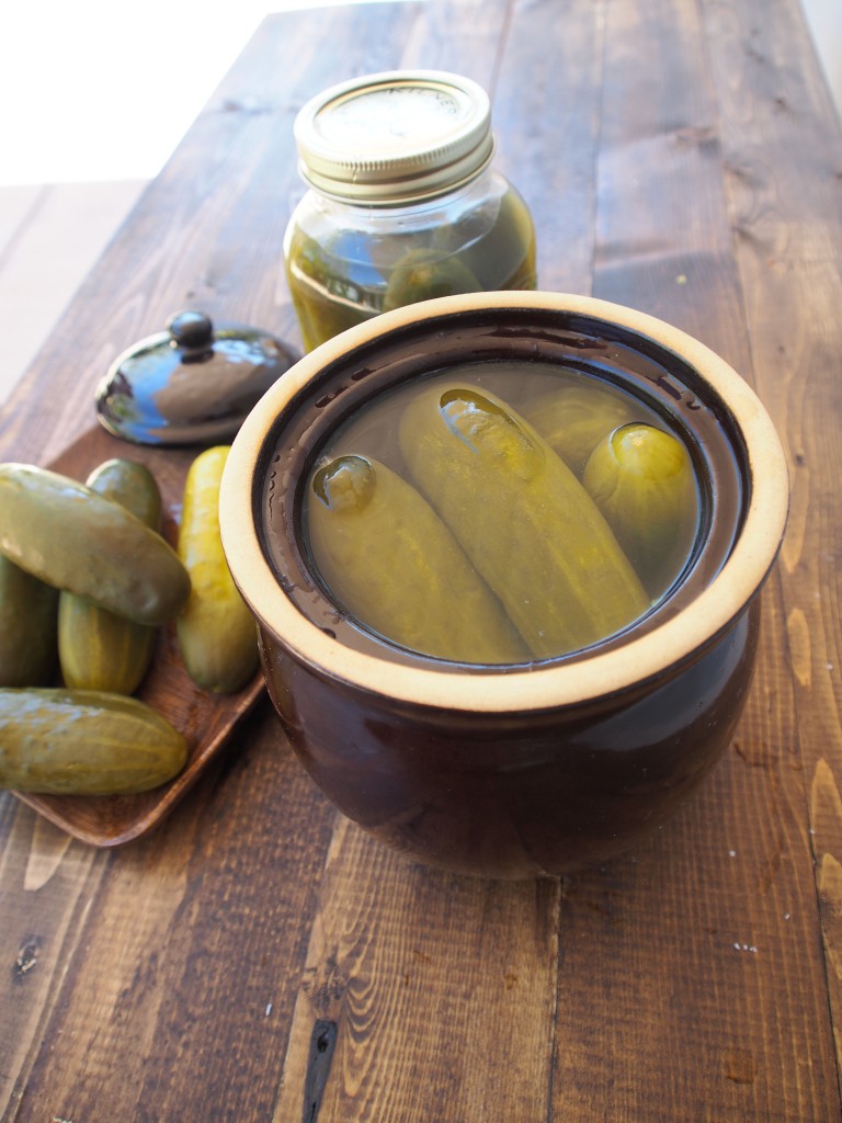 make your own fermented pickles