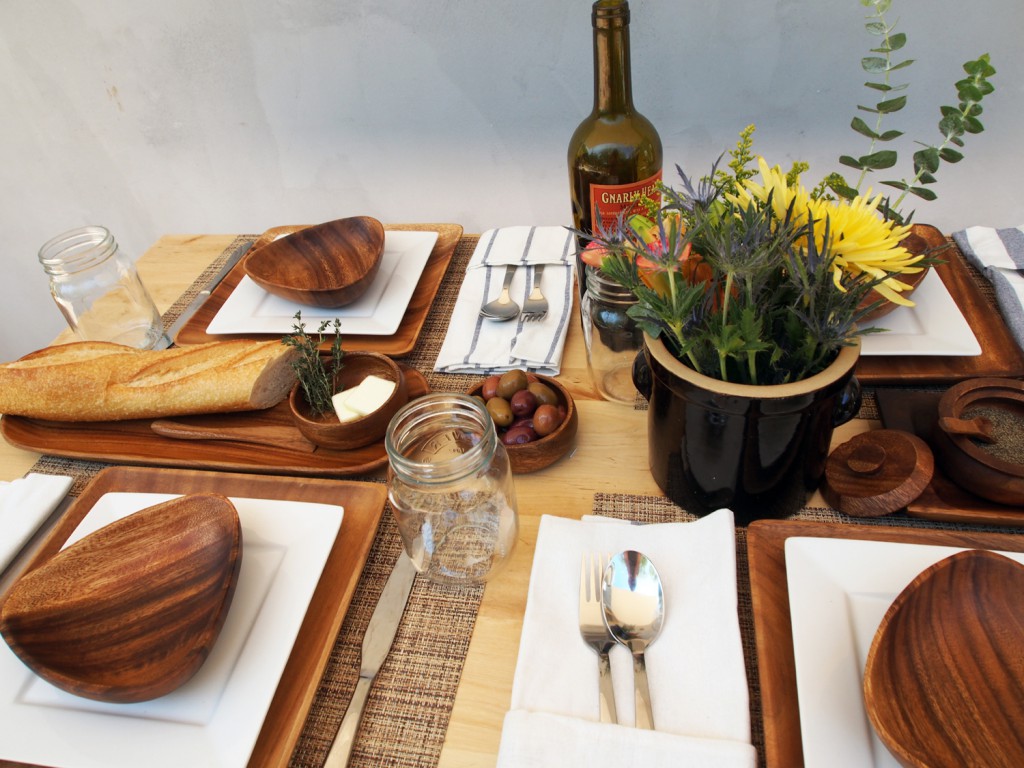 Placemats and acaciaware - 25% off for Labor Day!