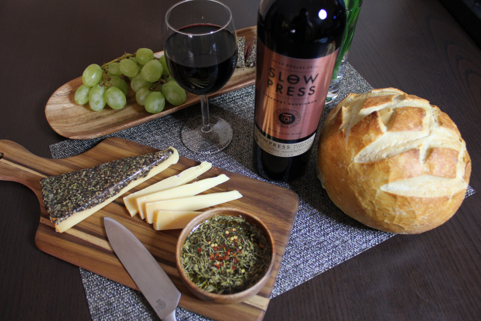 Serve on our beautiful placemats to prevent dribbling oil on the table!