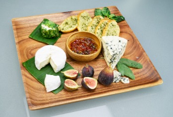 Acaciaware charcuterie tray